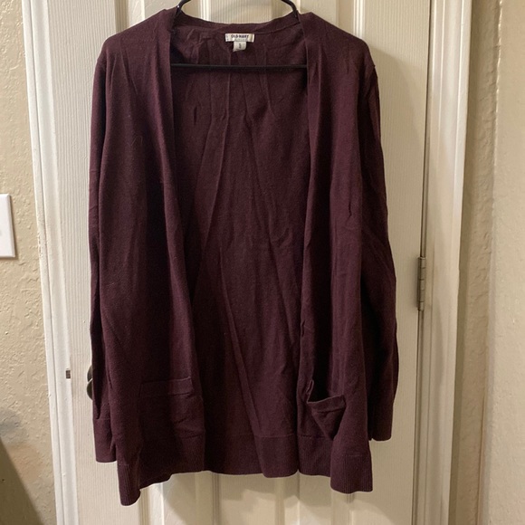 Old Navy Sweaters - Women’s Old Navy Plum Cardigan Size XL